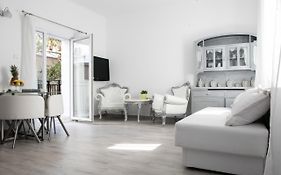 Natalie'S Suite